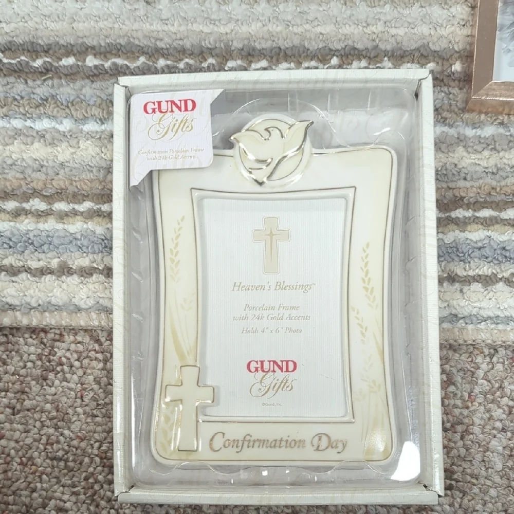 Frame. Confirmation. By Gund.